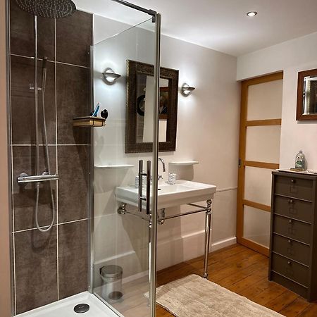 Chambre De Charme Au Coeur Du Vieux Valence - Confort & Calme Экстерьер фото